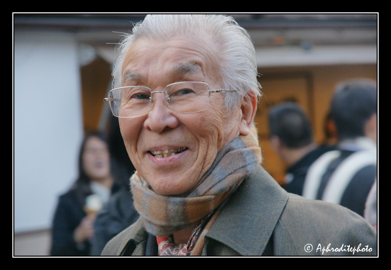125 Japan portraits